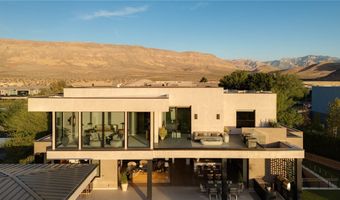 92 Sun Glow Ln, Las Vegas, NV 89135