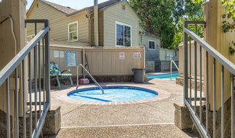 444 Lori Ln, Ashland, OR 97520