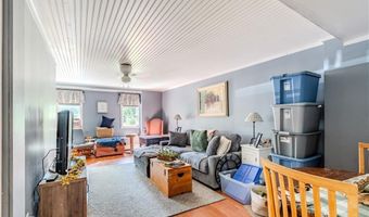 460 Hammet Rd, Coventry, RI 02816