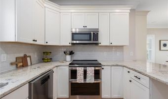 161 Seawynds Dr, North Kingstown, RI 02852