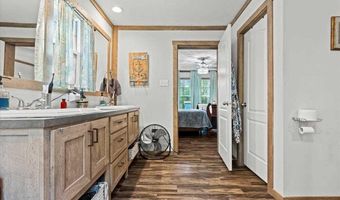 224 Coxe Rd E, Blenheim, SC 29516