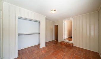 128 E Elmview Pl, Alamo Heights, TX 78209