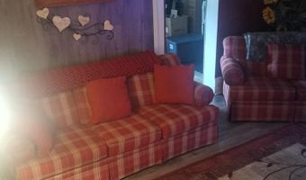 105 MORGAN St, Athens, WV 24712