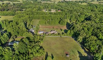 137 Langston Ln, Beebe, AR 72012