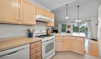 1050 Coopers Run, Amherst, OH 44001