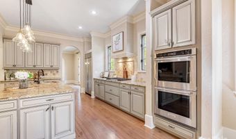 703 Sainte Rose Ln, Charlotte, NC 28226