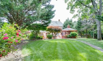 4918 SUNSET Ln, Annandale, VA 22003