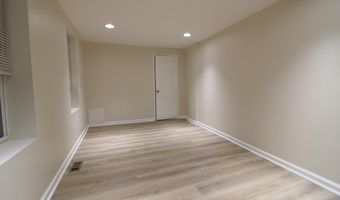 725 N CHESTER St, Baltimore, MD 21205