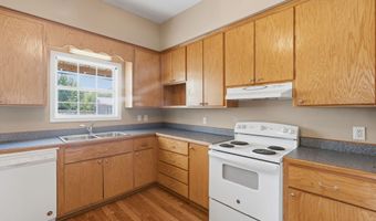 372 Reynoir St, Biloxi, MS 39530