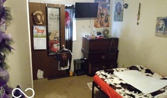 529 W 21st St, Anderson, IN 46016