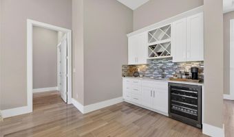 638 MANNS HARBOR Dr, Apollo Beach, FL 33572