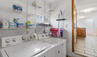 212 Dewey St, Bennington, VT 05201