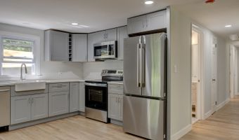 70 Doubleday Rd, Columbia, CT 06237