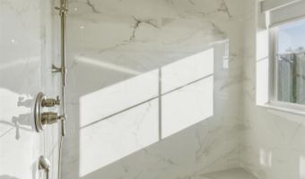 23 Lane 345 Crooked Lk, Angola, IN 46703