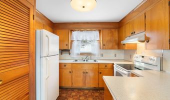39 Atwood St, Brattleboro, VT 05301