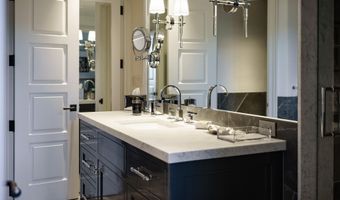 17 Chateau Ln 501, Beaver Creek, CO 81620