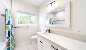 1673 KAUMANA Dr, Hilo, HI 96720