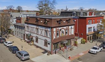 671 BROADWAY, Bayonne, NJ 07002
