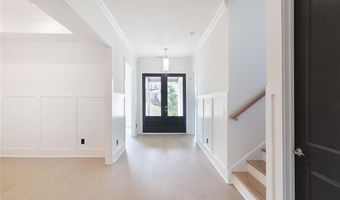 750 Garden Reserve Ln, Alpharetta, GA 30005