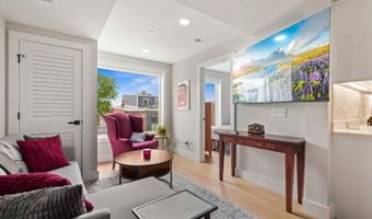 919 12TH St NE A305, Washington, DC 20002