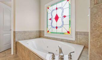 12516 Darvish Ln, Alpharetta, GA 30005