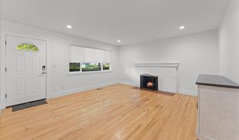 11825 SW BAKER St, Beaverton, OR 97008