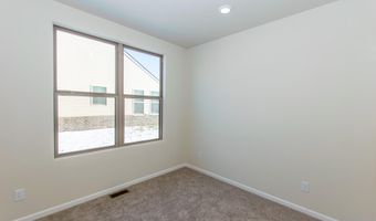 723 W Spaniel Dr, Ann Arbor, MI 48108