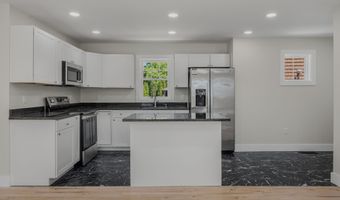73 Cow Hill Rd, Clinton, CT 06413