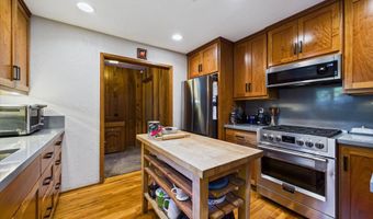 2099 Fickle Hill Rd, Arcata, CA 95521