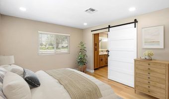 7226 San Bartolo St 204, Carlsbad, CA 92011