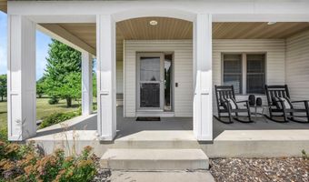 9352 67th St NW, Annandale, MN 55302