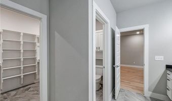 6 Duart Ln, Bella Vista, AR 72715