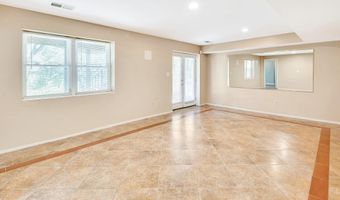 21102 RAINTREE Ct, Ashburn, VA 20147