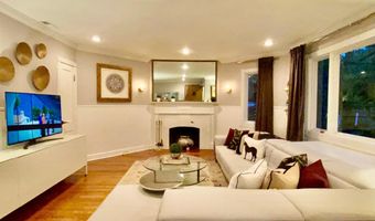 4402 RESERVOIR Rd NW, Washington, DC 20007