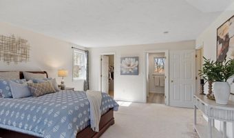 5 Westside Dr, Acton, MA 01720