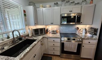 139 Eulu Pl 20, Wailuku, HI 96793