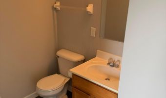 9335 Polaris Green Dr, Columbus, OH 43240