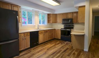 411 Augusta Rd, Belgrade, ME 04917