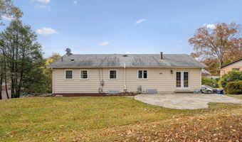 8217 CINDY Ln, Bethesda, MD 20817