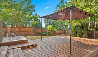 1200 NW THORN Dr, Albany, OR 97321