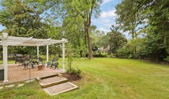 4712 SURRY Pl, Alexandria, VA 22304