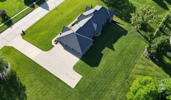 2702 Country Oaks Dr, Atlantic, IA 50022