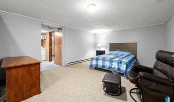 101 N Pipestone St 4, Brandon, SD 57005