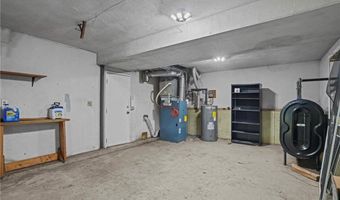 125 Lewis Farm Rd, Coventry, RI 02827