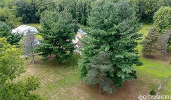 9905 52nd Ave, Allendale, MI 49401