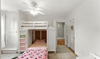 57 River Vue Ave, Warwick, RI 02889