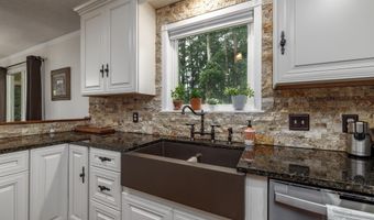 68 Malaga Way, Hot Springs Village, AR 71909