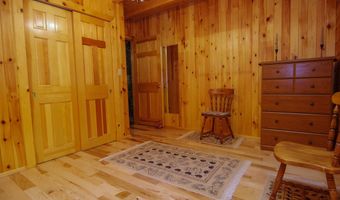 123 Richards Ln, Abbot, ME 04406