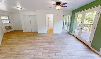 17285 RUSTIC Ln, Brookings, OR 97415