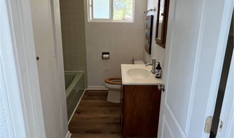 11033 Chipmunk Rd, Apple Valley, CA 92308